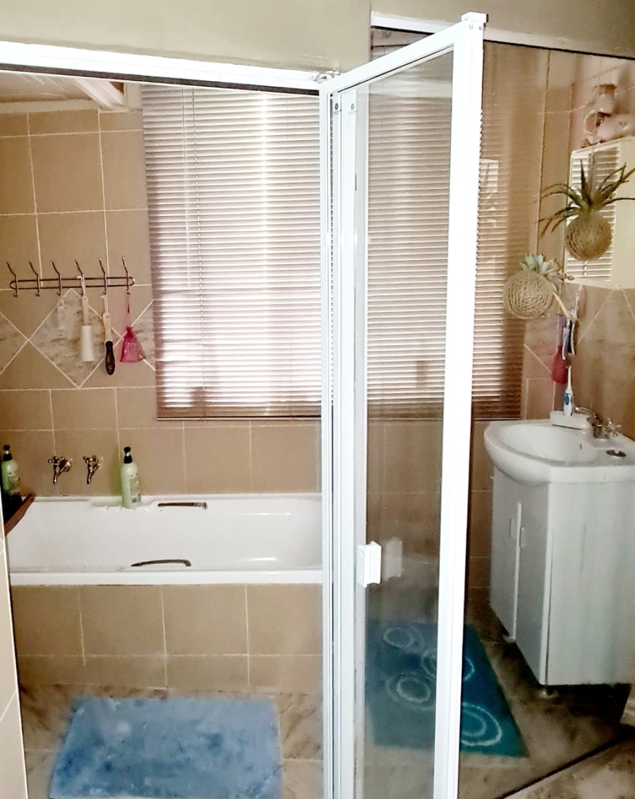  Bedroom Property for Sale in Wolmaransstad North West